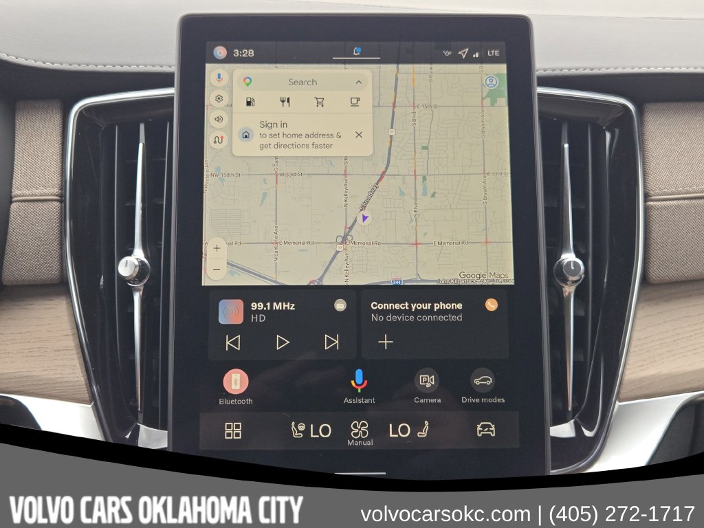 2026 Volvo XC90 Plus - Photo 13