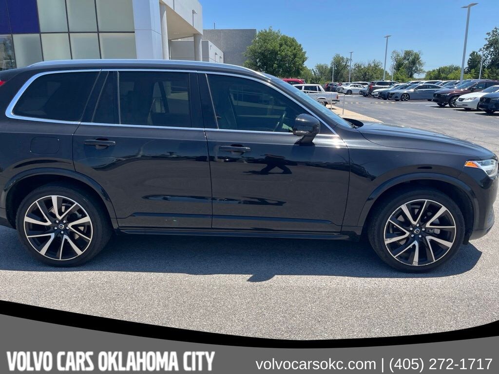 Used 2020 Volvo XC90 T6 Momentum SUV