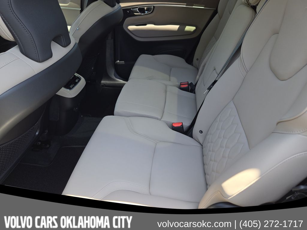 2026 Volvo XC90 Plus - Photo 25