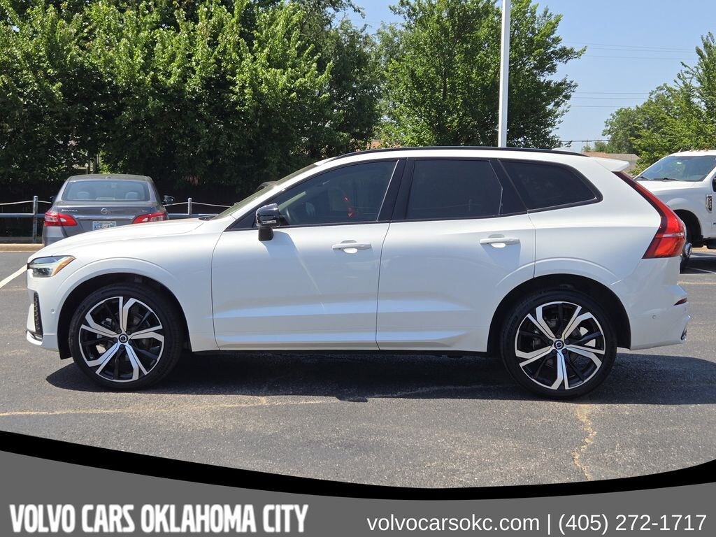 Certified 2023 Volvo XC60 B5 Ultimate Dark Theme SUV