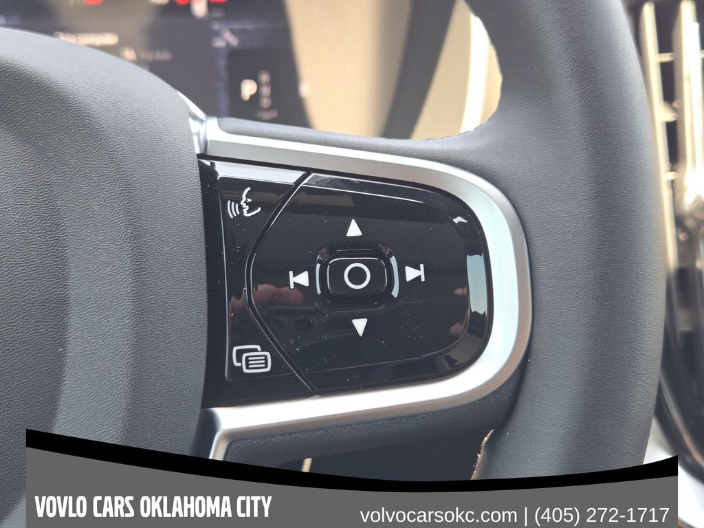 2026 Volvo XC90 Plus - Photo 24