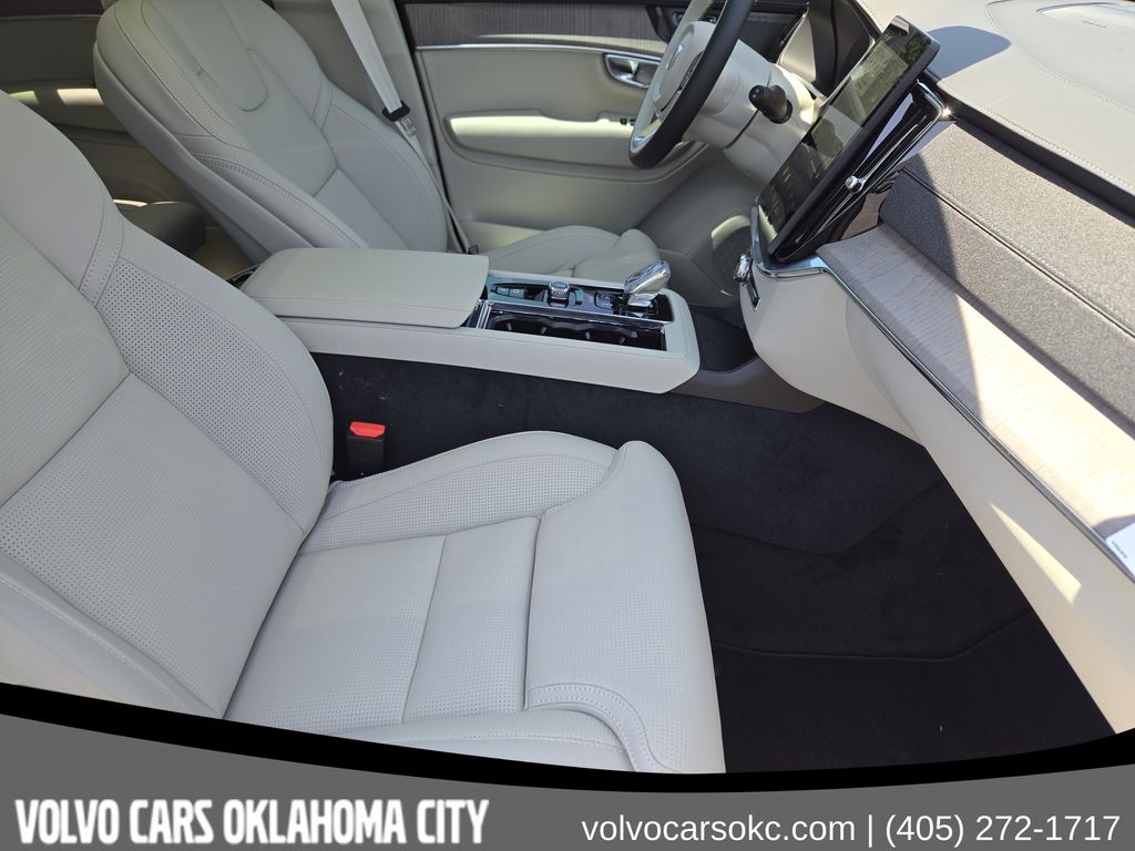 2026 Volvo XC90 Ultra - Photo 12