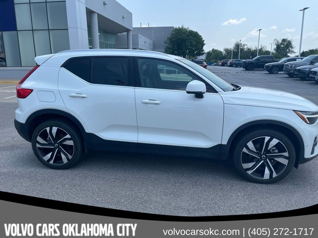 Certified 2025 Volvo XC40 B5 Plus Bright Theme SUV
