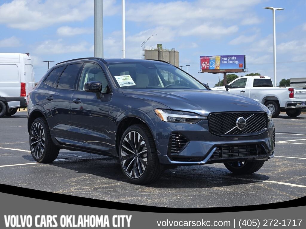 New 2026 Volvo XC60 plug-in hybrid T8 Ultra SUV