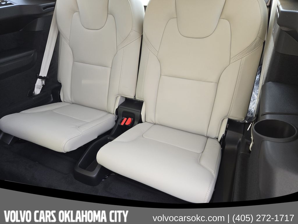 2026 Volvo XC90 Ultra - Photo 25