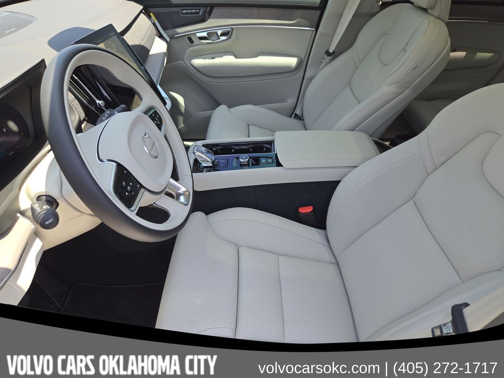 2026 Volvo XC90 Ultra - Photo 11