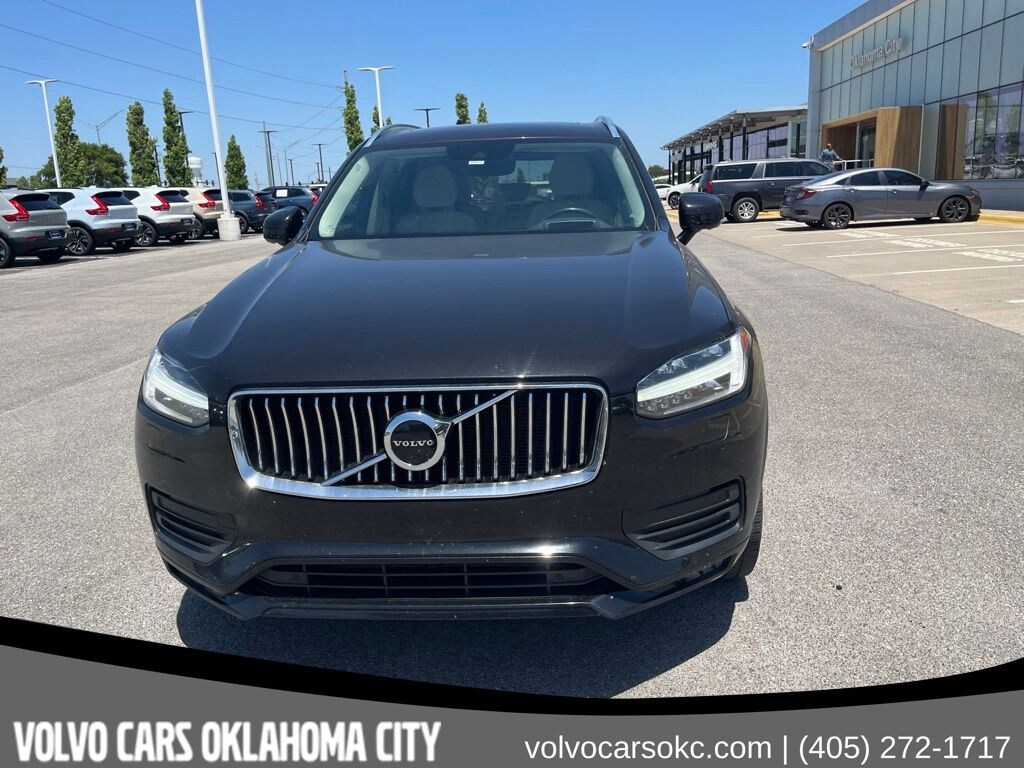 Used 2020 Volvo XC90 T6 Momentum SUV