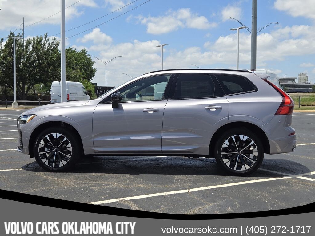 New 2026 Volvo XC60 B5 Plus SUV