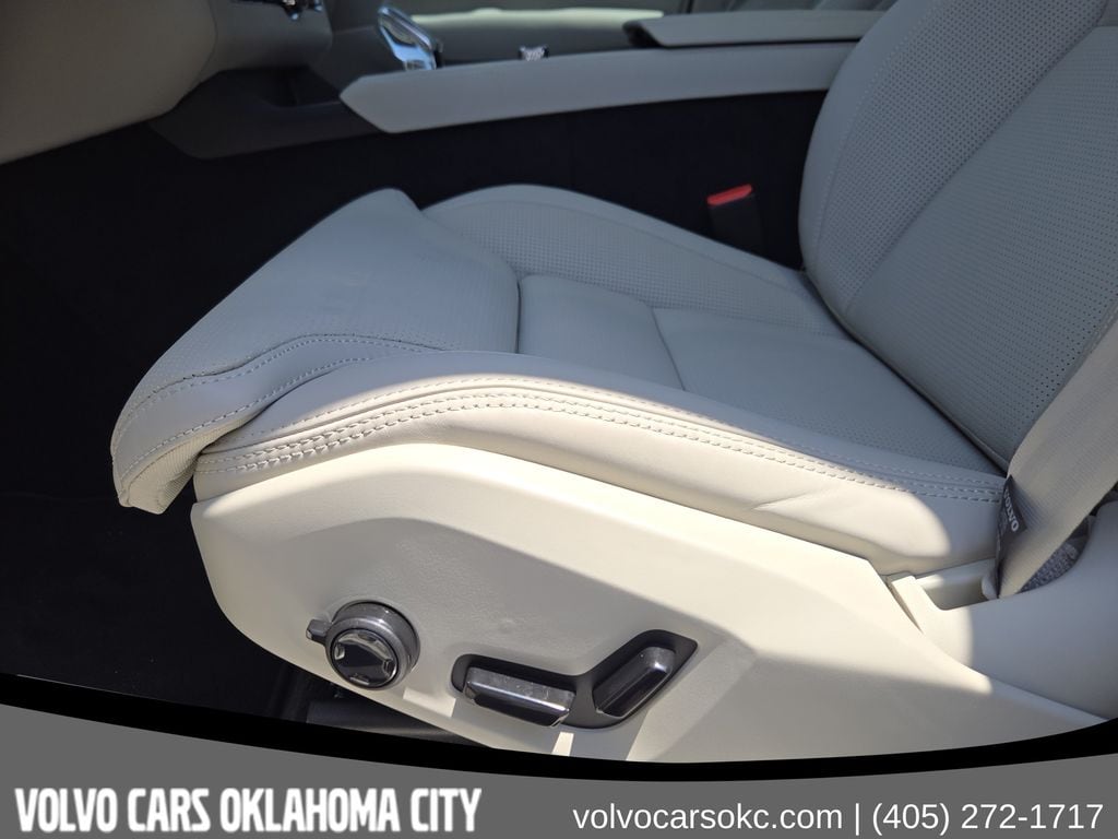 2026 Volvo XC90 Ultra - Photo 19