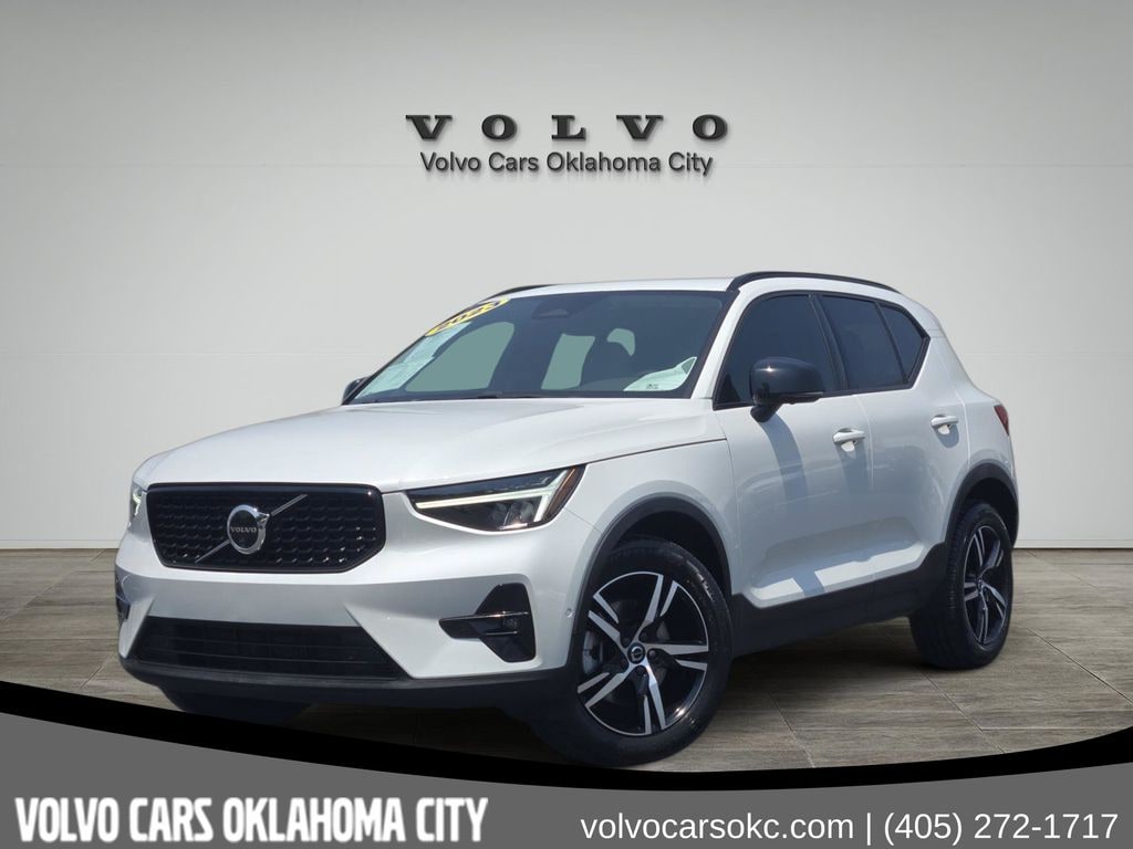 Certified 2023 Volvo XC40 B4 Plus Dark Theme SUV