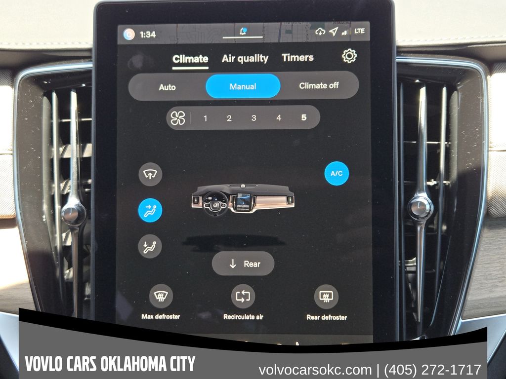 2026 Volvo XC90 Plus - Photo 16