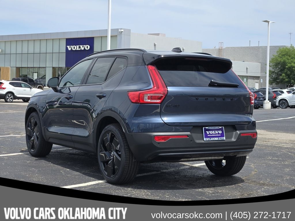 New 2026 Volvo XC40 B5 Ultra Black Edition SUV