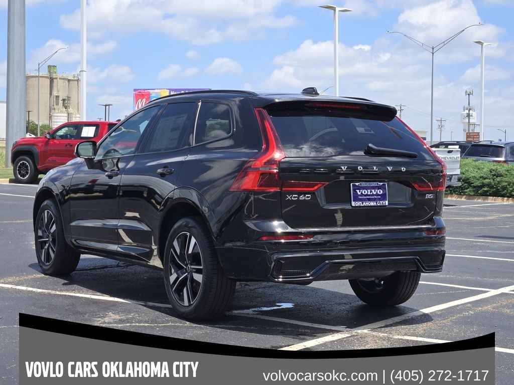 New 2026 Volvo XC60 B5 Core SUV