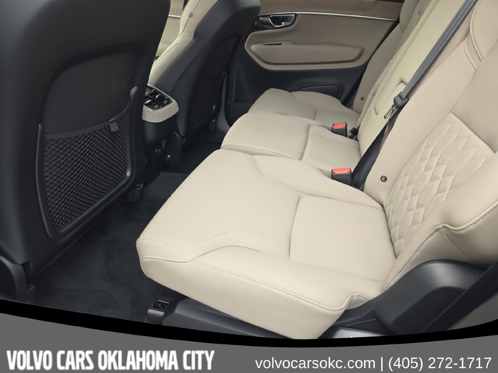 2026 Volvo XC90 Plus - Photo 24