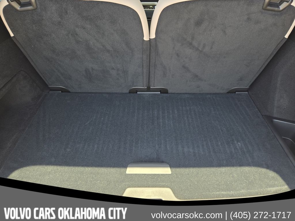 2026 Volvo XC90 Plus - Photo 28