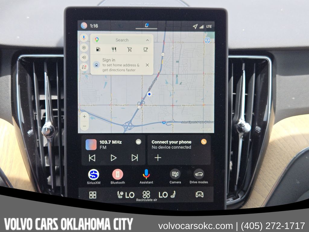 2026 Volvo XC60 Plus - Photo 18