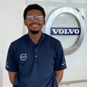 Staff member Loyal Driver from ID_f2db22
