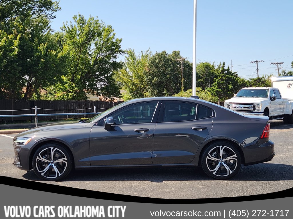 Certified 2024 Volvo S60 B5 Core Dark Theme Sedan