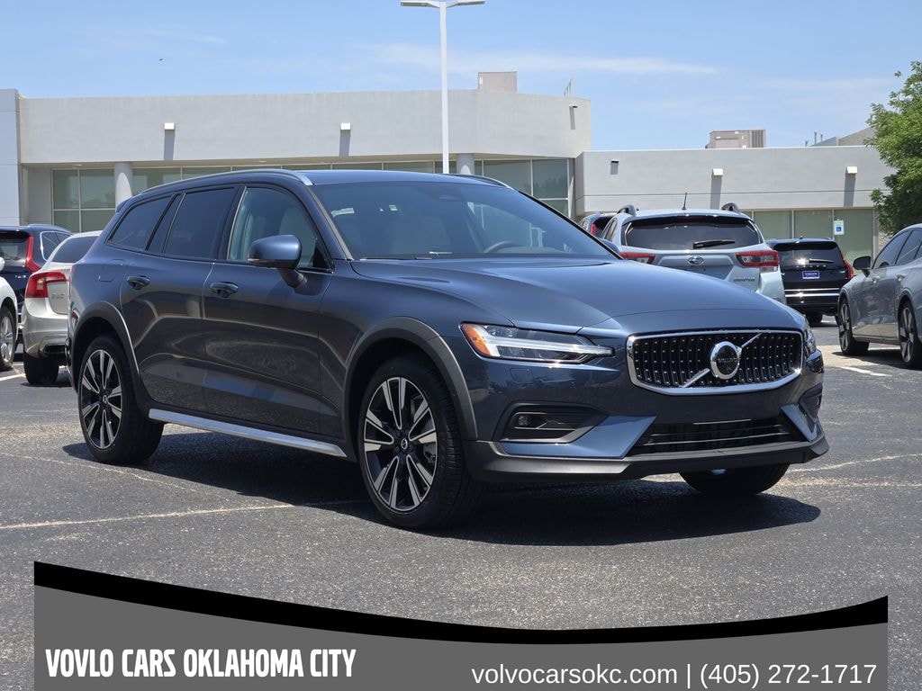 New 2026 Volvo V60 Cross Country B5 Ultra Wagon