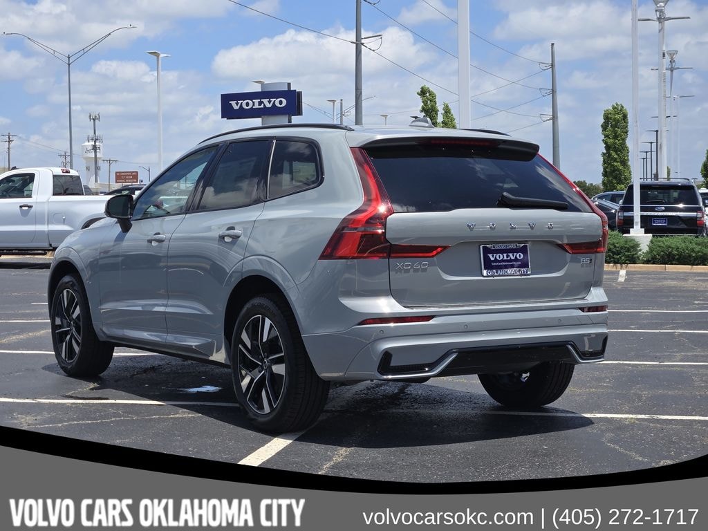 New 2026 Volvo XC60 B5 Core SUV