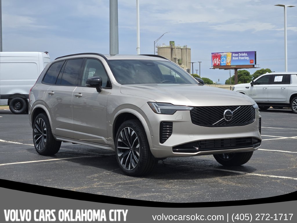 New 2026 Volvo XC90 plug-in hybrid T8 Ultra Dark Theme 7-Seater SUV