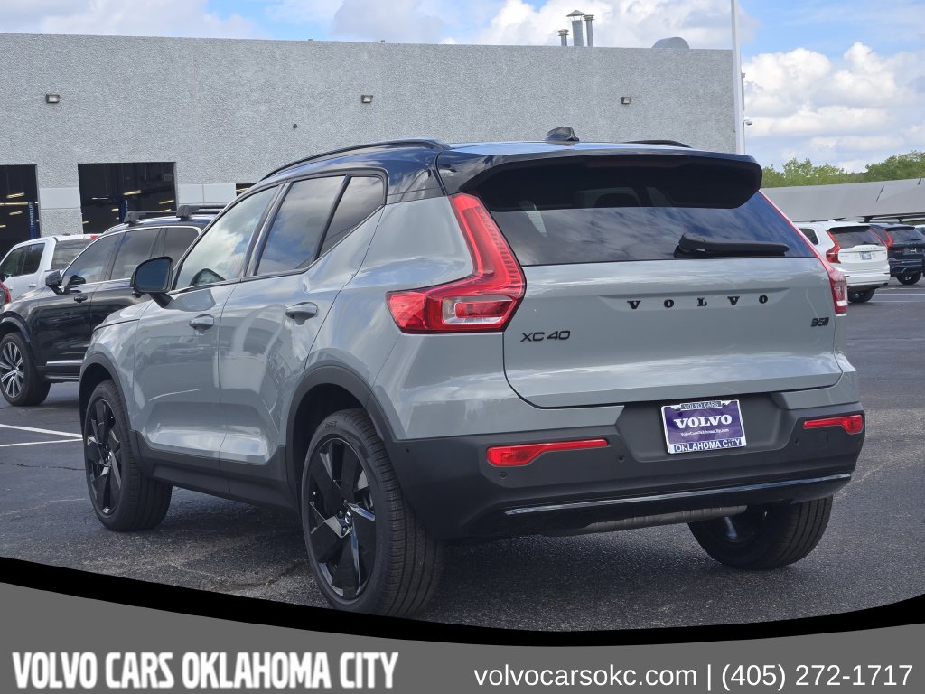 New 2026 Volvo XC40 B5 Ultra Black Edition SUV