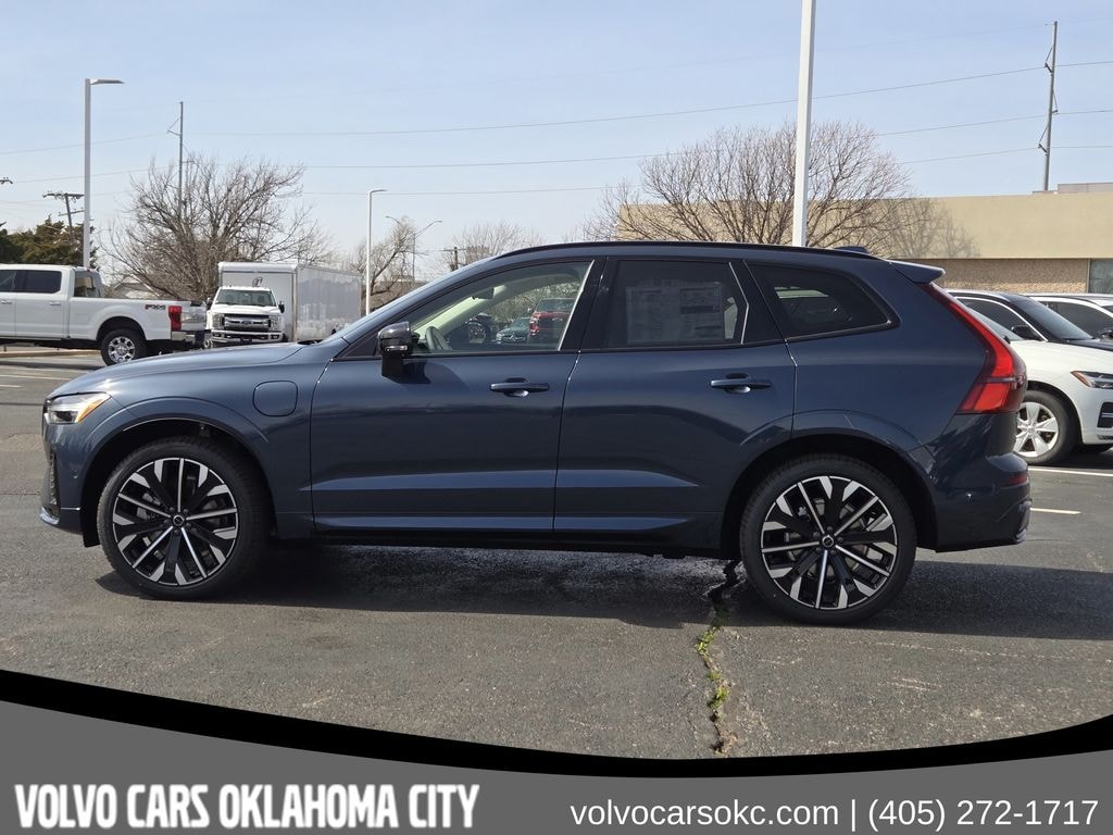 New 2026 Volvo XC60 plug-in hybrid T8 Ultra SUV