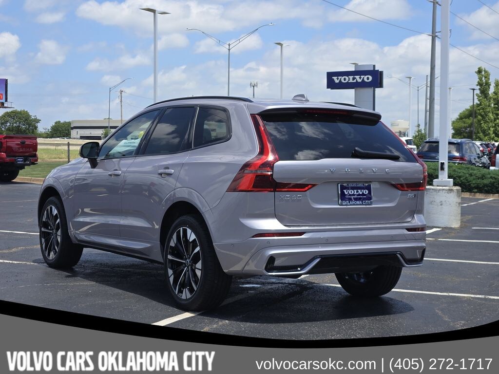 New 2026 Volvo XC60 B5 Plus SUV