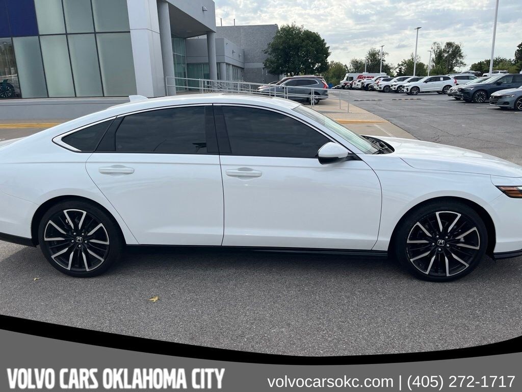 Used 2025 Honda Accord Hybrid Touring Sedan
