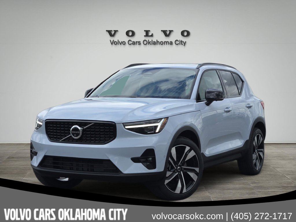 2026 Volvo XC40