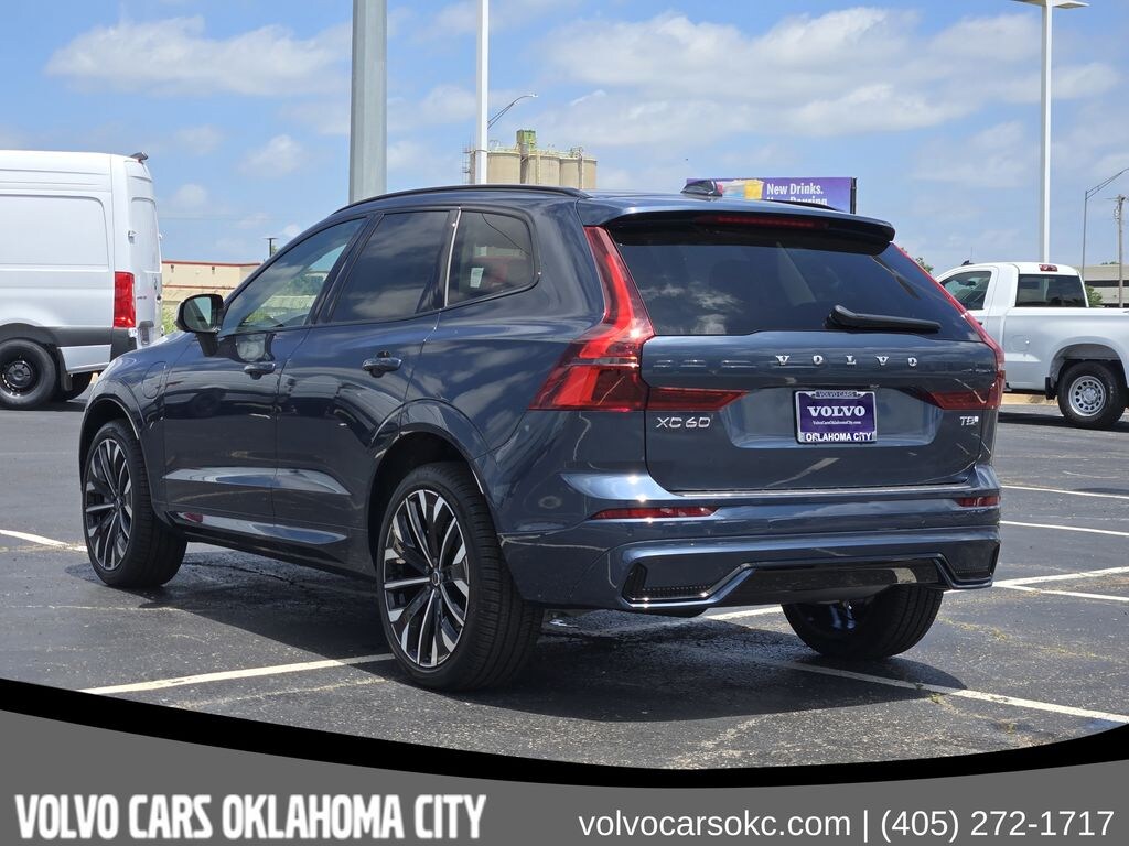 New 2026 Volvo XC60 plug-in hybrid T8 Ultra SUV