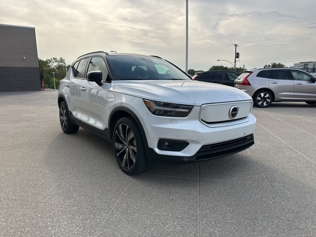 Used 2021 Volvo XC40 Recharge with VIN YV4ED3UR3M2578122 for sale in Overland Park, KS