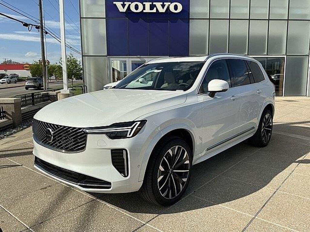 New 2026 Volvo XC90 B6 Plus 7-Seater SUV