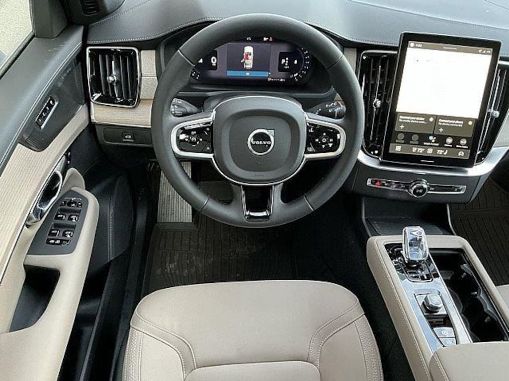 New 2026 Volvo XC90 B6 Plus 7-Seater SUV