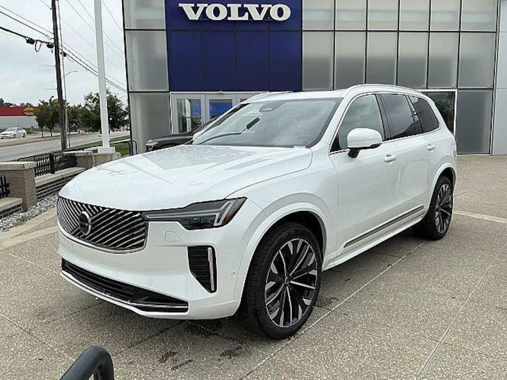 New 2026 Volvo XC90 B6 Plus 7-Seater SUV