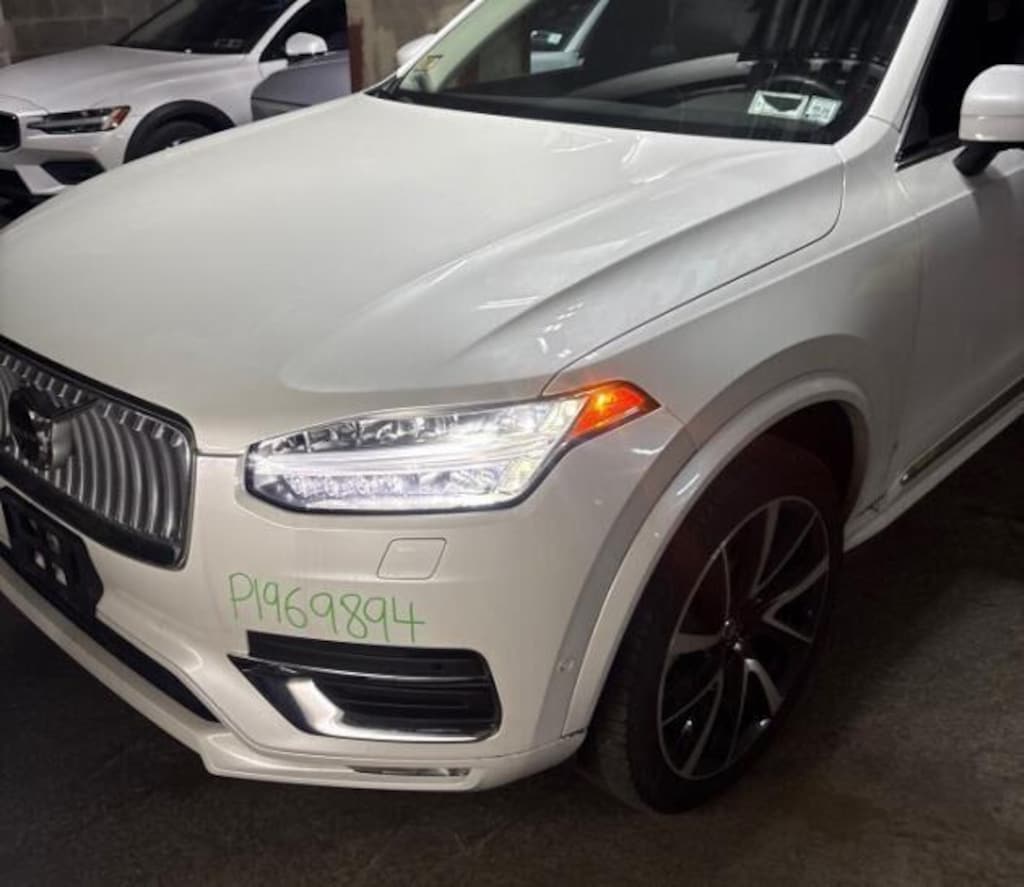 Used 2023 Volvo XC90 Plus SUV