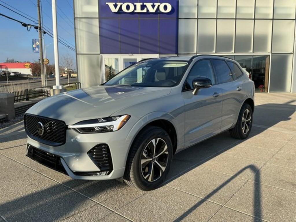 New 2026 Volvo XC60 B5 Core SUV