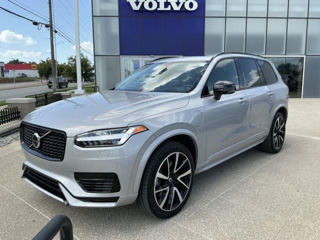 Certified 2023 Volvo XC90 Recharge Plug-In Hybrid Ultimate Dark Theme SUV