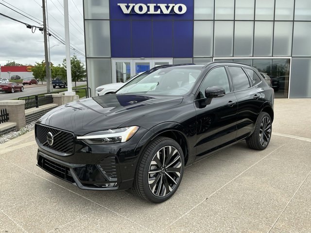 2026 Volvo XC60 B5 Ultra Dark AWD's photo