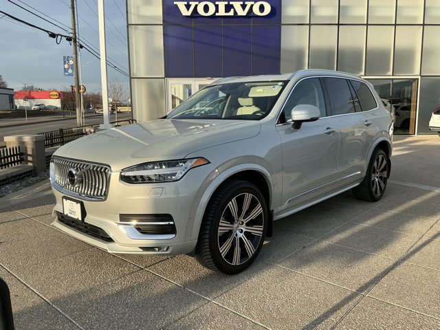 2021 Volvo XC90 Inscription's photo