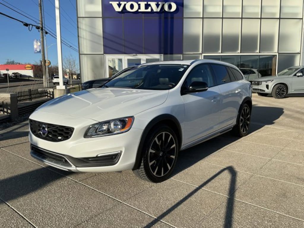 Used 2017 Volvo V60 Cross Country T5 AWD