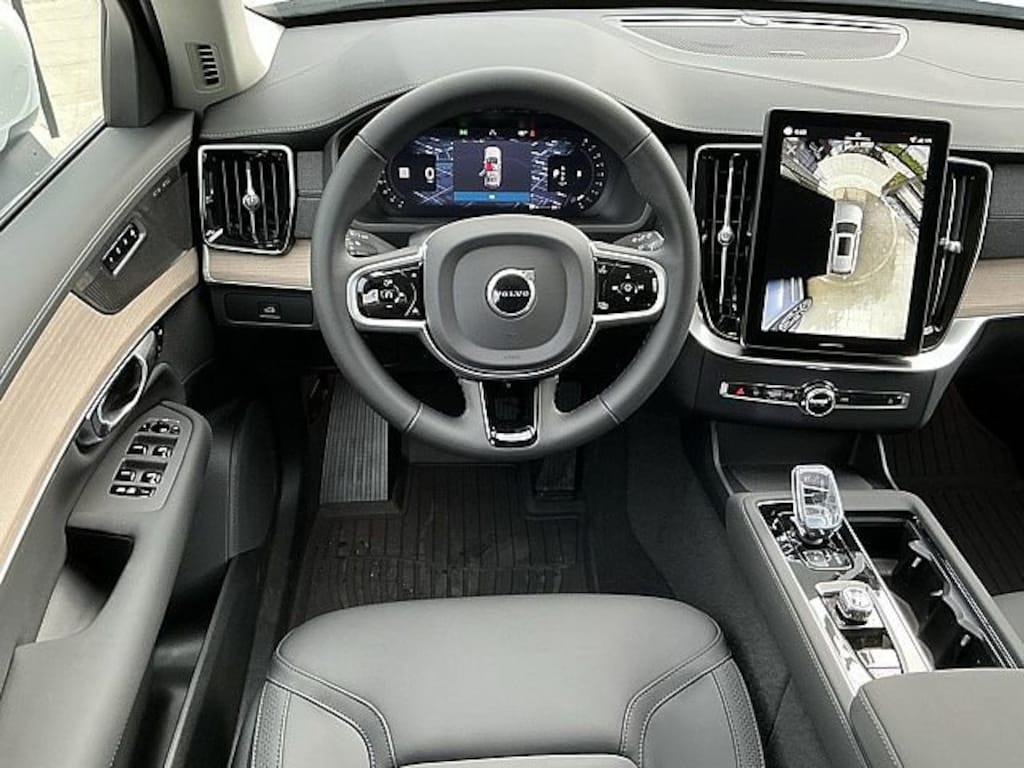 New 2026 Volvo XC90 B6 Plus 6-Seater SUV