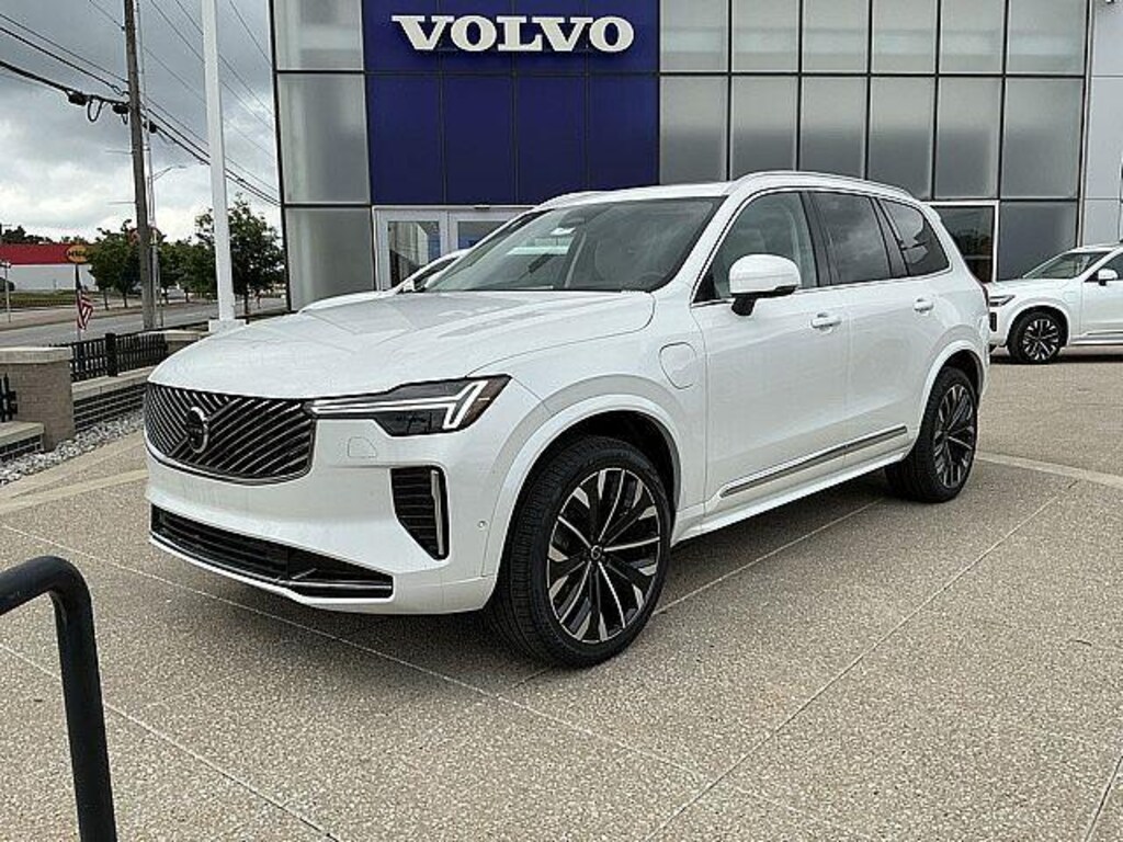 New 2026 Volvo XC90 plug-in hybrid T8 Ultra 7-Seater SUV
