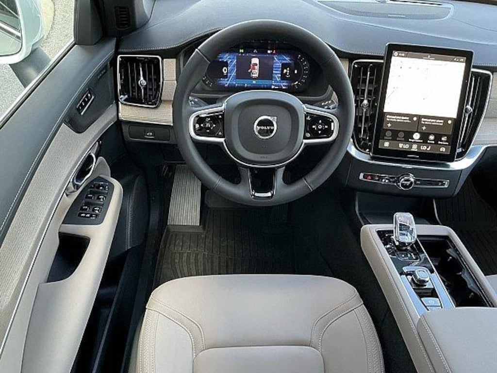 New 2026 Volvo XC90 B6 Plus 7-Seater SUV