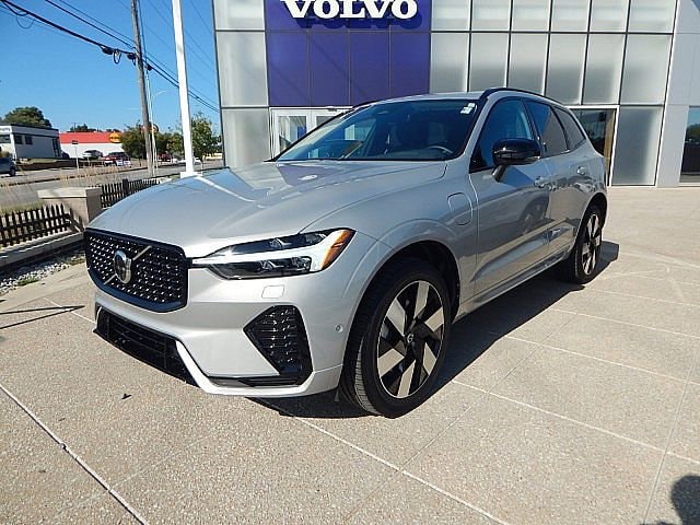 Certified 2024 Volvo XC60 Plus with VIN YV4H60DL2R1911019 for sale in Kansas City