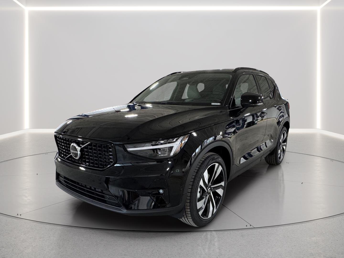 2026 Volvo XC40