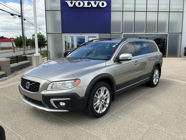 2016 Volvo XC70 T5 AWD Premier's photo
