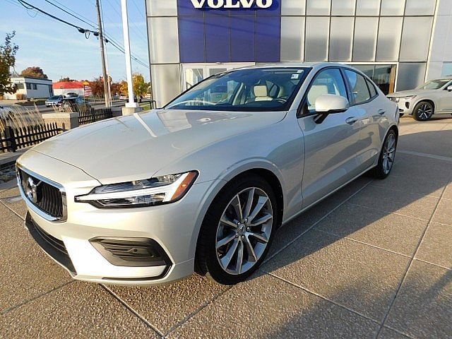 Used 2019 Volvo S60 Momentum with VIN 7JR102FK7KG012344 for sale in Kansas City