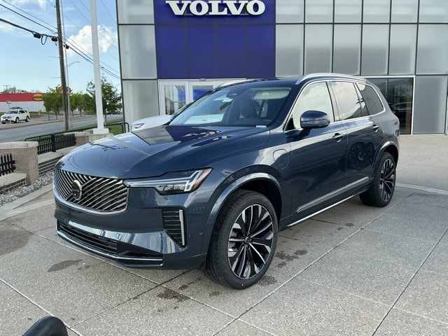 2026 Volvo XC90 T8 Recharge Plus Bright 7-Seat 4WD's photo
