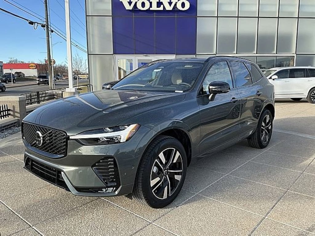 New 2026 Volvo XC60 B5 Plus SUV